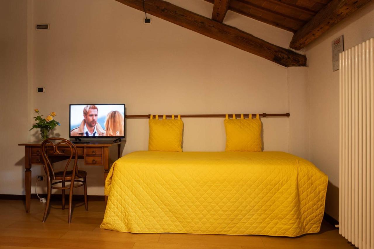 Agriturismo Le 4 Rose Vescovana Bagian luar foto