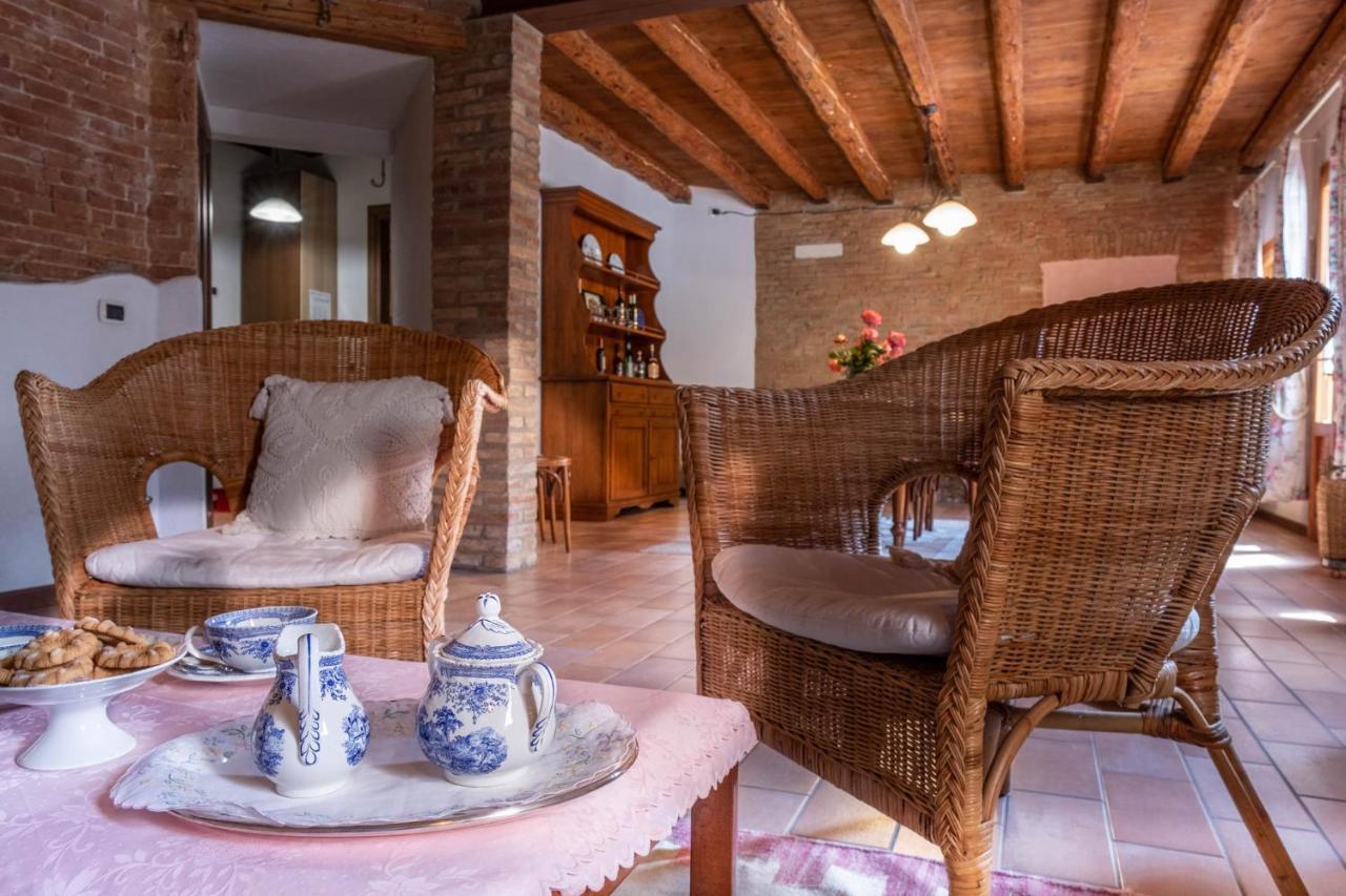 Agriturismo Le 4 Rose Vescovana Bagian luar foto